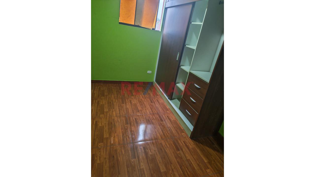 Casa De 4 Pisos En Condominio Cerrado — 120 M² De Área Construida - 14