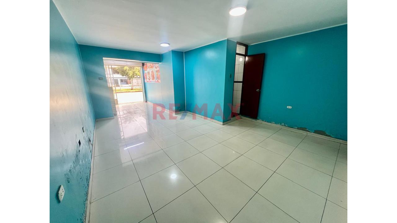 Alquilo Local Comercial De 60 M² En Av. San Martín (Sjl): Gran Visibilidad Y Alto Tránsito Para Su Negocio — foto 2