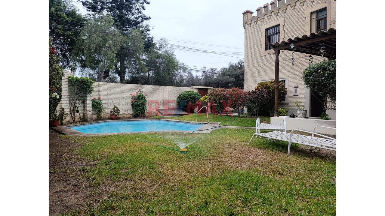 Espectacular Residencia Con Gran Jardín Y Piscina En El Olivar De San Isidro - 11