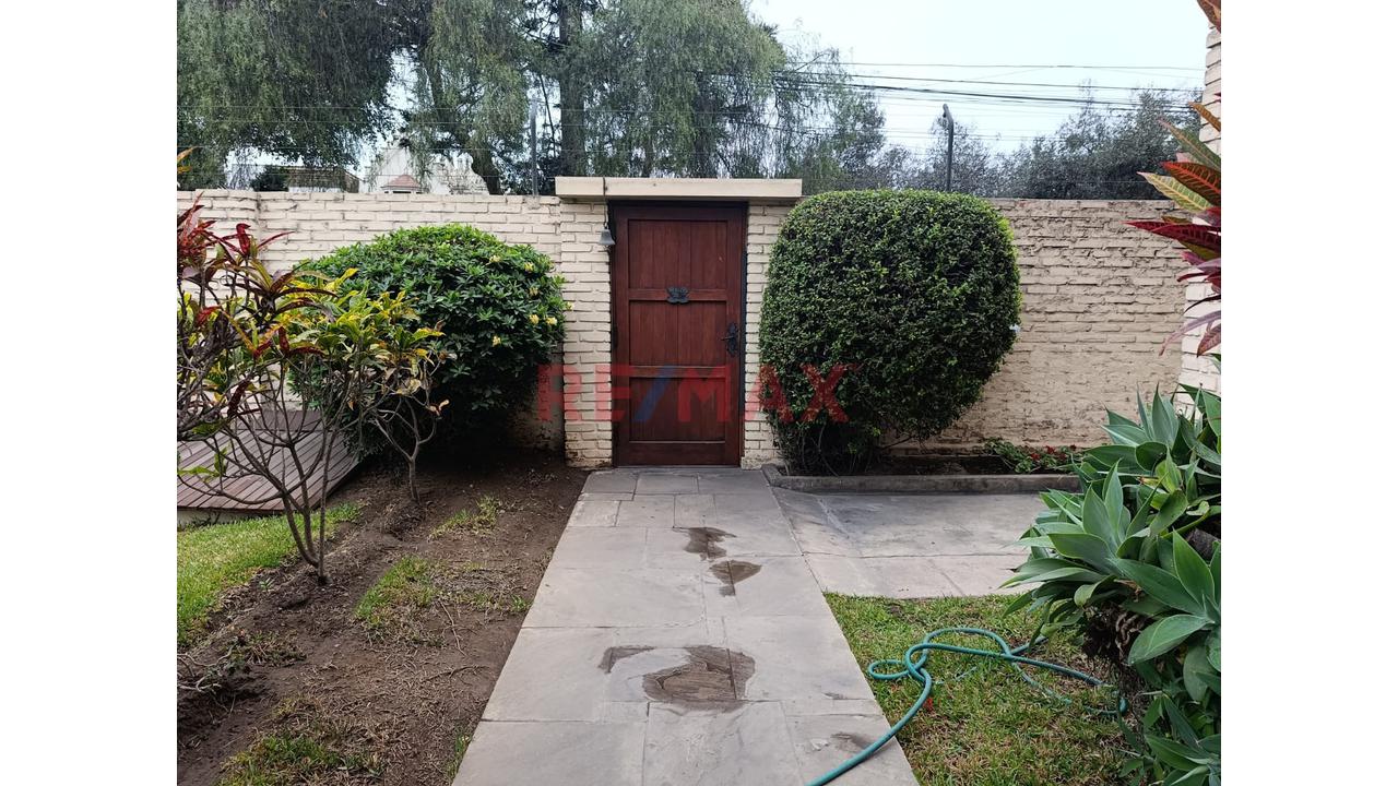 Espectacular Residencia Con Gran Jardín Y Piscina En El Olivar De San Isidro - 14
