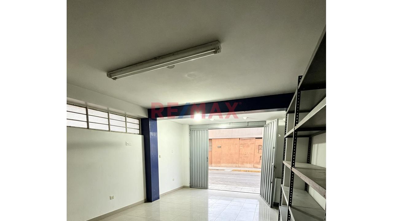 🏢✨ ¡Local Comercial En Alquiler! – Excelente Ubicación - 5