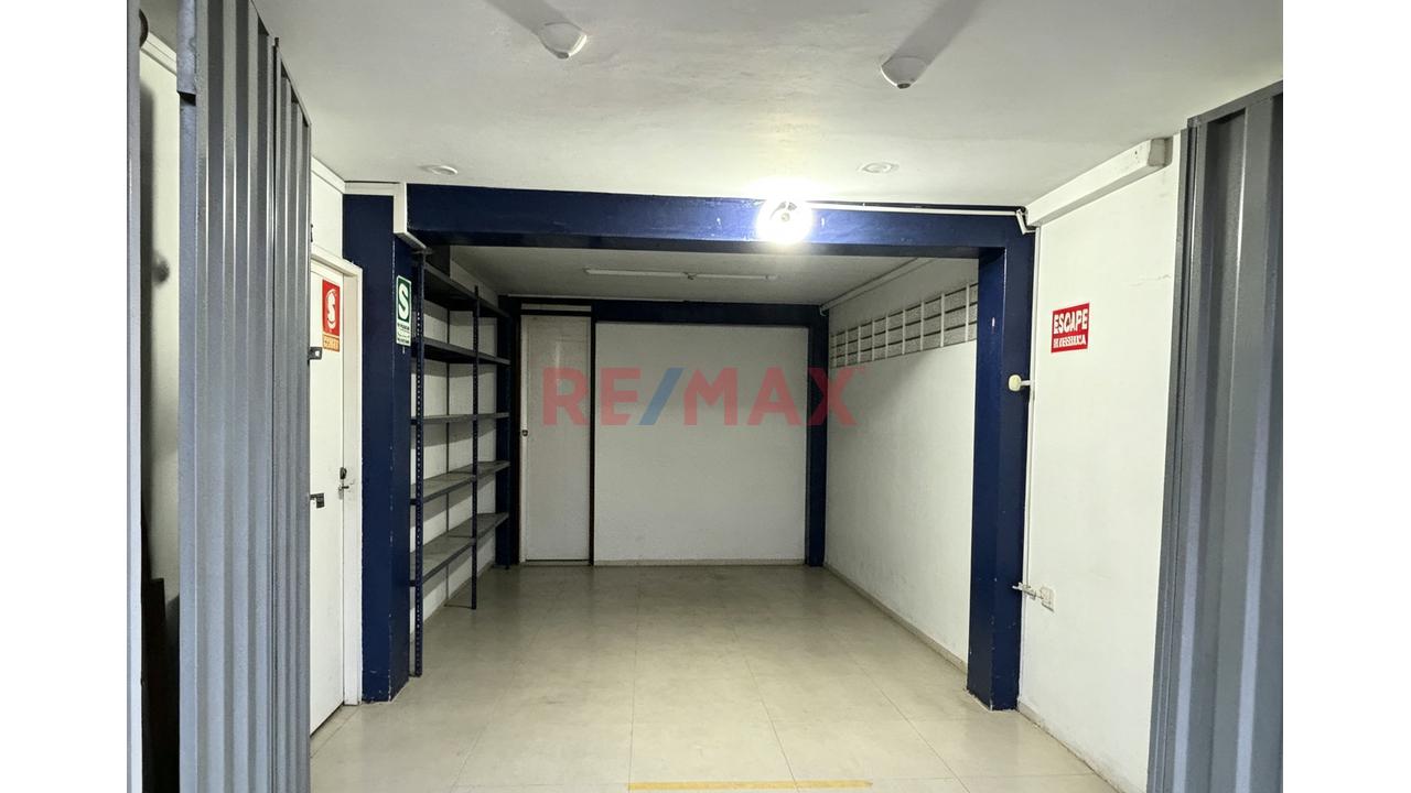 🏢✨ ¡Local Comercial En Alquiler! – Excelente Ubicación - 4