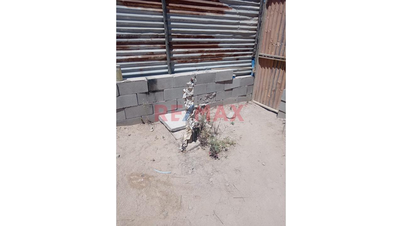 Oportunidad De Inversión: Terreno De 500 Mt² En Esquina - Cerro Colorado - 2