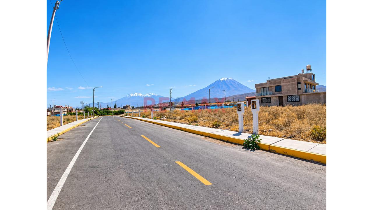 En Venta Terreno Characato — foto 5