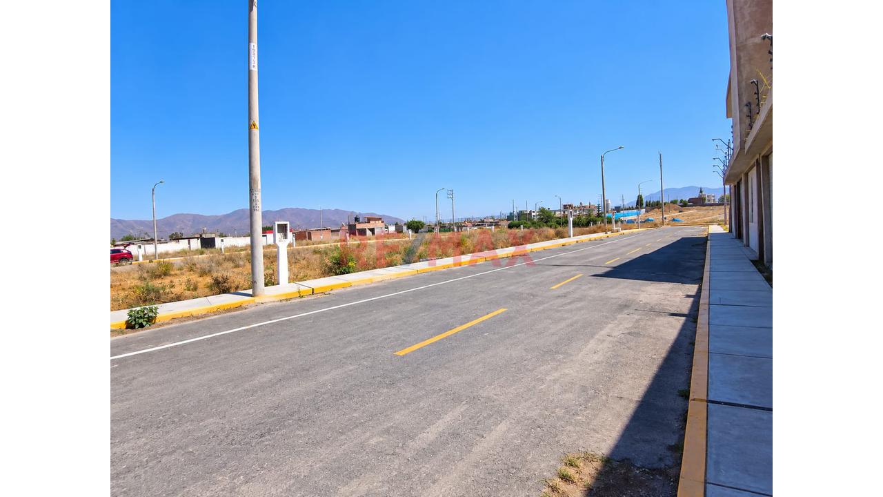 En Venta Terreno Characato — foto 2