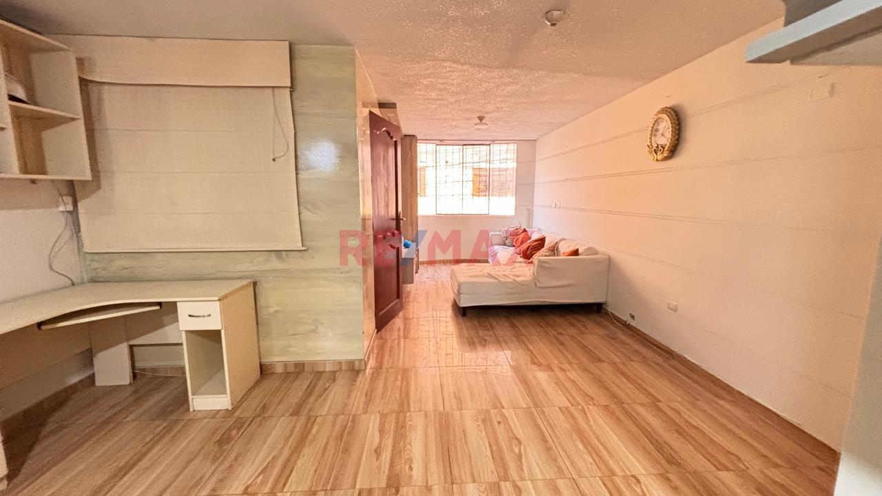 Vendo Departamento En San Juan De Lurigancho - 1