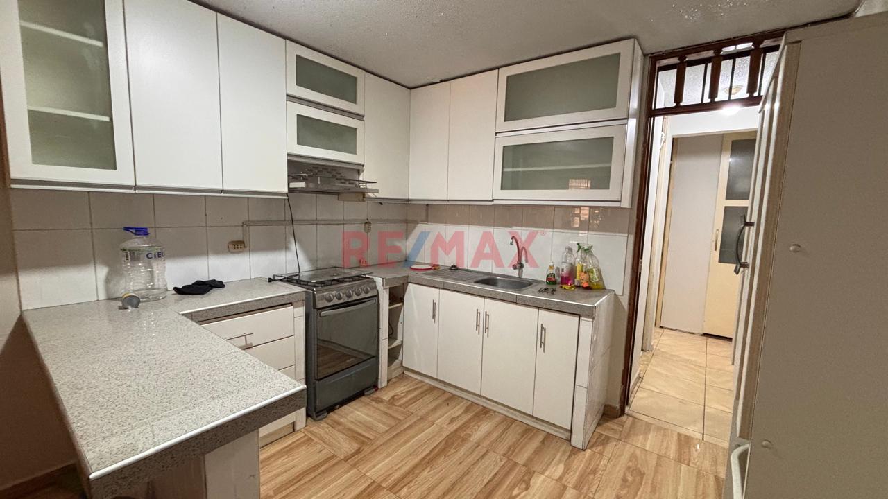 Vendo Departamento En San Juan De Lurigancho - 18