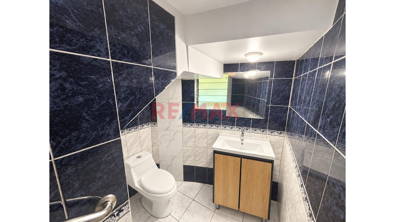 Casa En Venta En Paucarpata- Cerca Al Gobierno Regional - 10