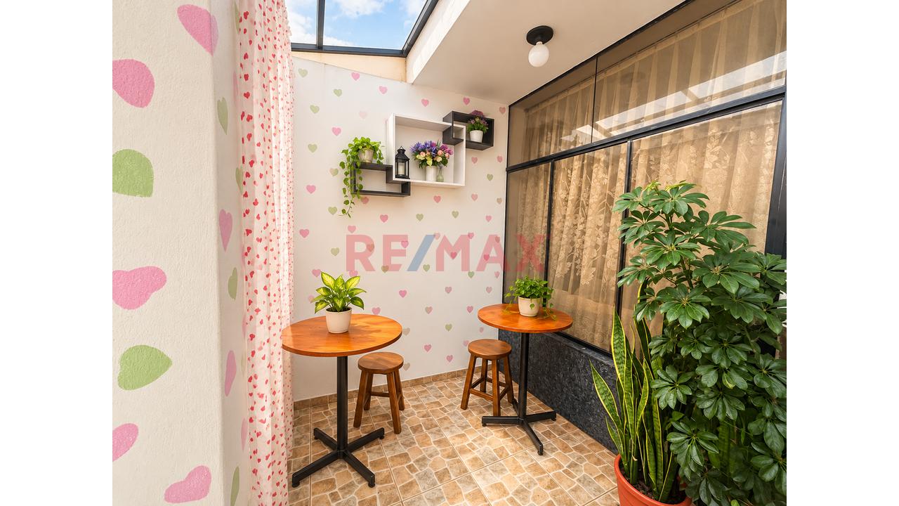 Casa En Venta En Paucarpata- Cerca Al Gobierno Regional - 2