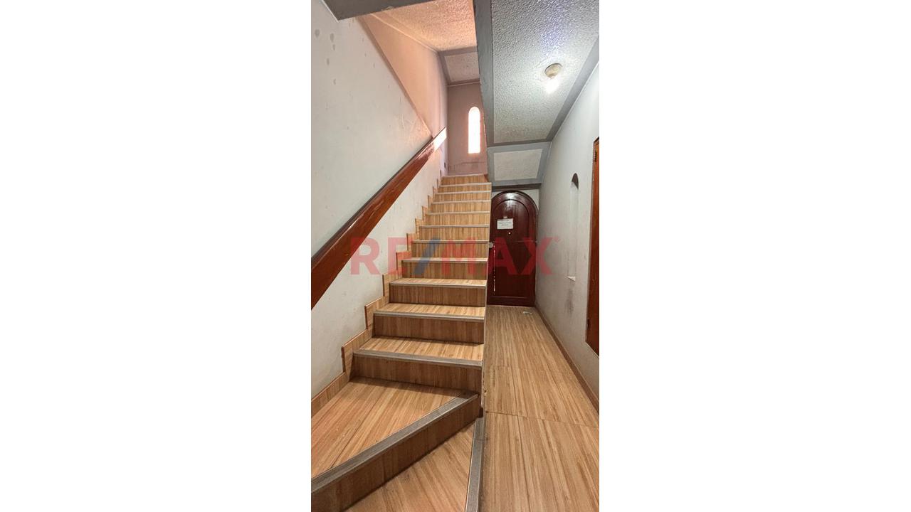 Vendo Departamento En San Juan De Lurigancho - Las Flores - 9
