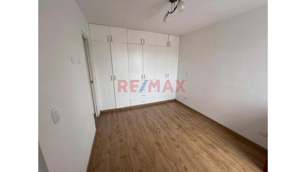 Departamento De 3 Dormitorios Con Balcón Y Vista Exterior – Av. Brasil 737, Jesús María — foto 8