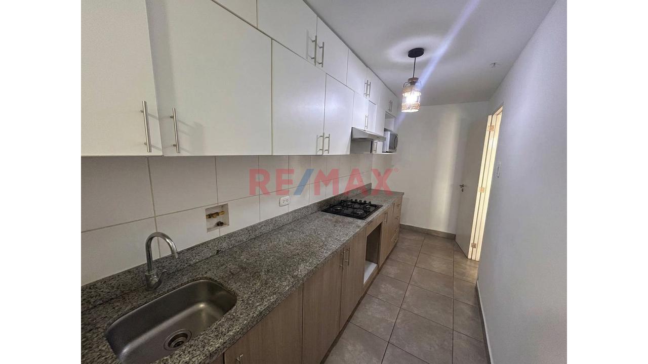 Departamento De 3 Dormitorios Con Balcón Y Vista Exterior – Av. Brasil 737, Jesús María — foto 3