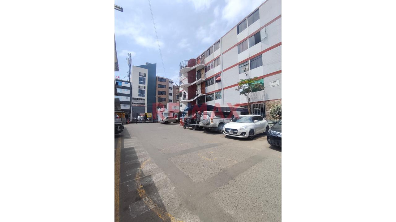 Venta Dpto 3 Habitaciones **Cercado De Lima (Oscar Benavides) - 2