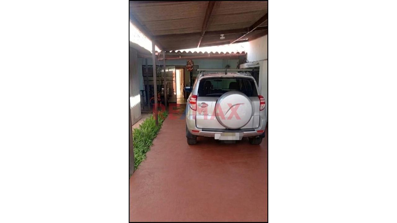 ¡Casa En Urb. Santa María - Chosica! 300 M² + Minidepartamento + 3 Cocheras - 10