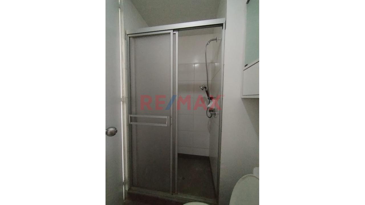 Alquiler De Departamento 3 Dormitorios | Cochera | Condominio Los Parques De Comas - 12