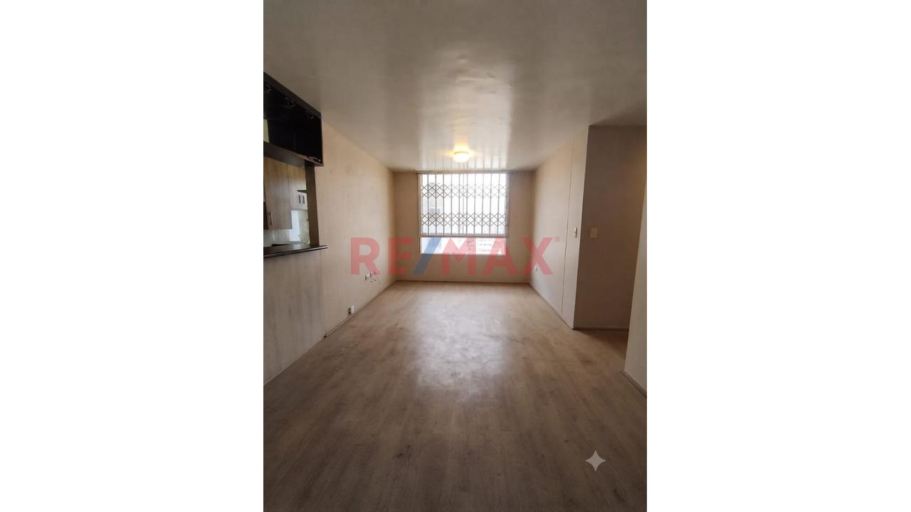 Alquiler De Departamento 3 Dormitorios | Cochera | Condominio Los Parques De Comas - 4