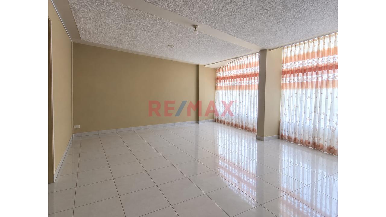 Vendo Casa En Liberacion (Villa Marina) - Zona Centrica, Mz. 10, Lt. 9!!!! — foto 5