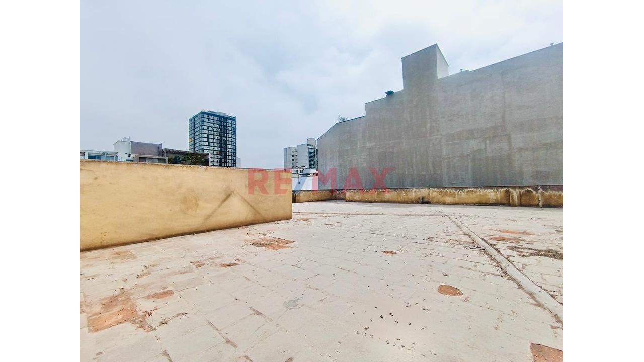Venta De Departamento Más Azotea/Aire En Miraflores Aurora - 20