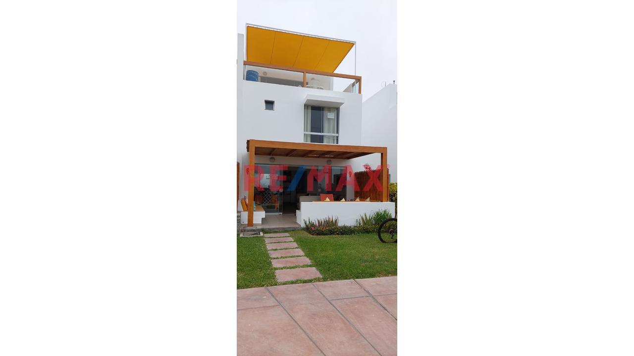 Alquiler Casa De Playa A 20 Mts. Del Mar