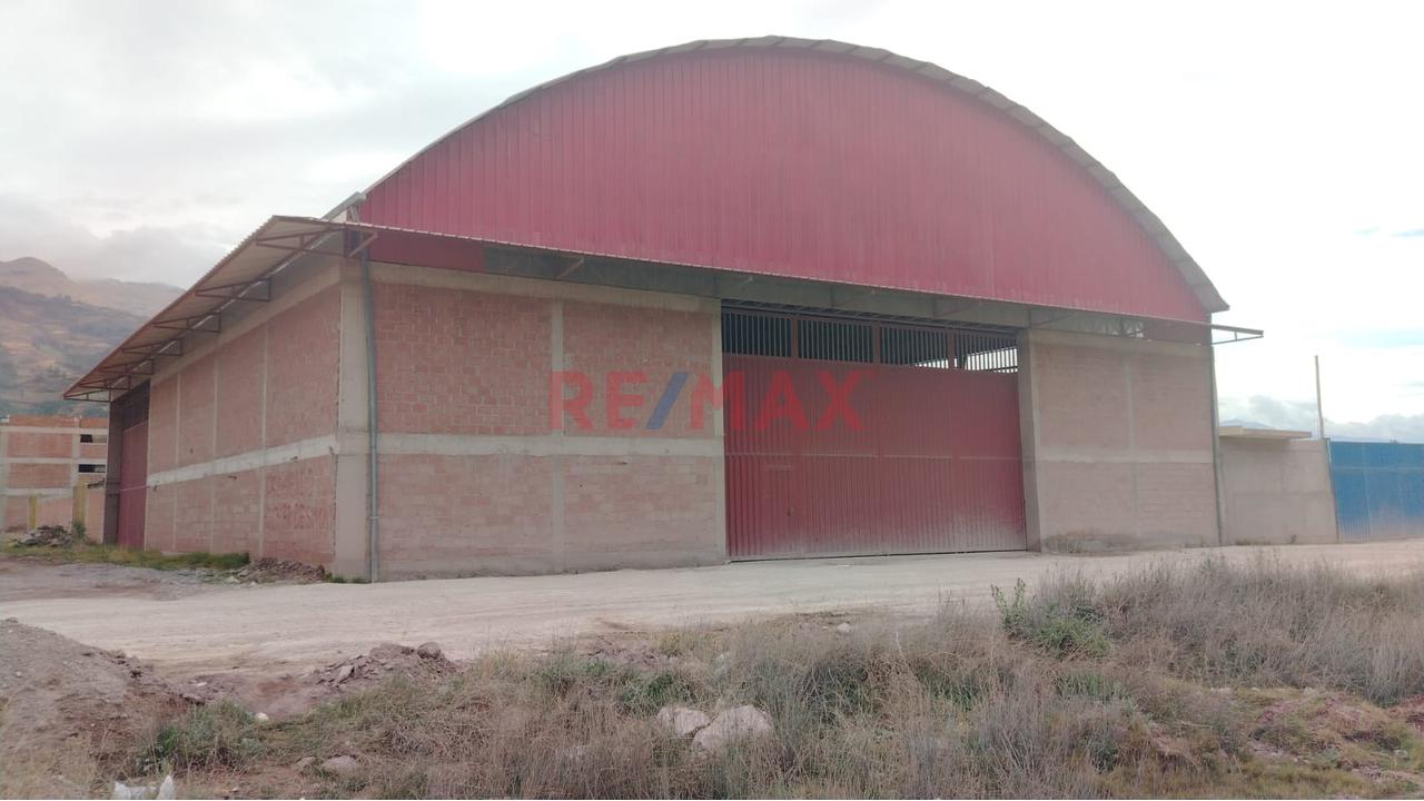 Terreno Perfecto Para Futuro Almacén O Centro Logístico - 2