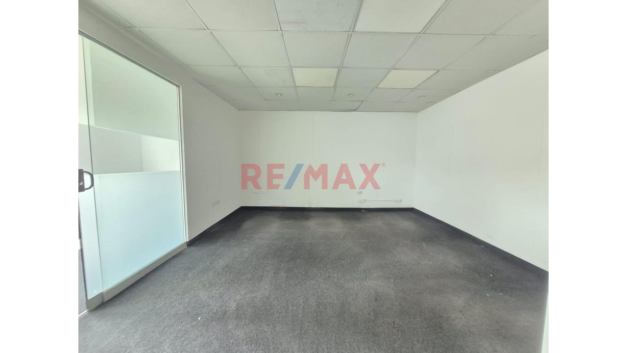 Amplia Casa Comercial En Alquiler Sobre Avenida Principal – Yanahuara - 14