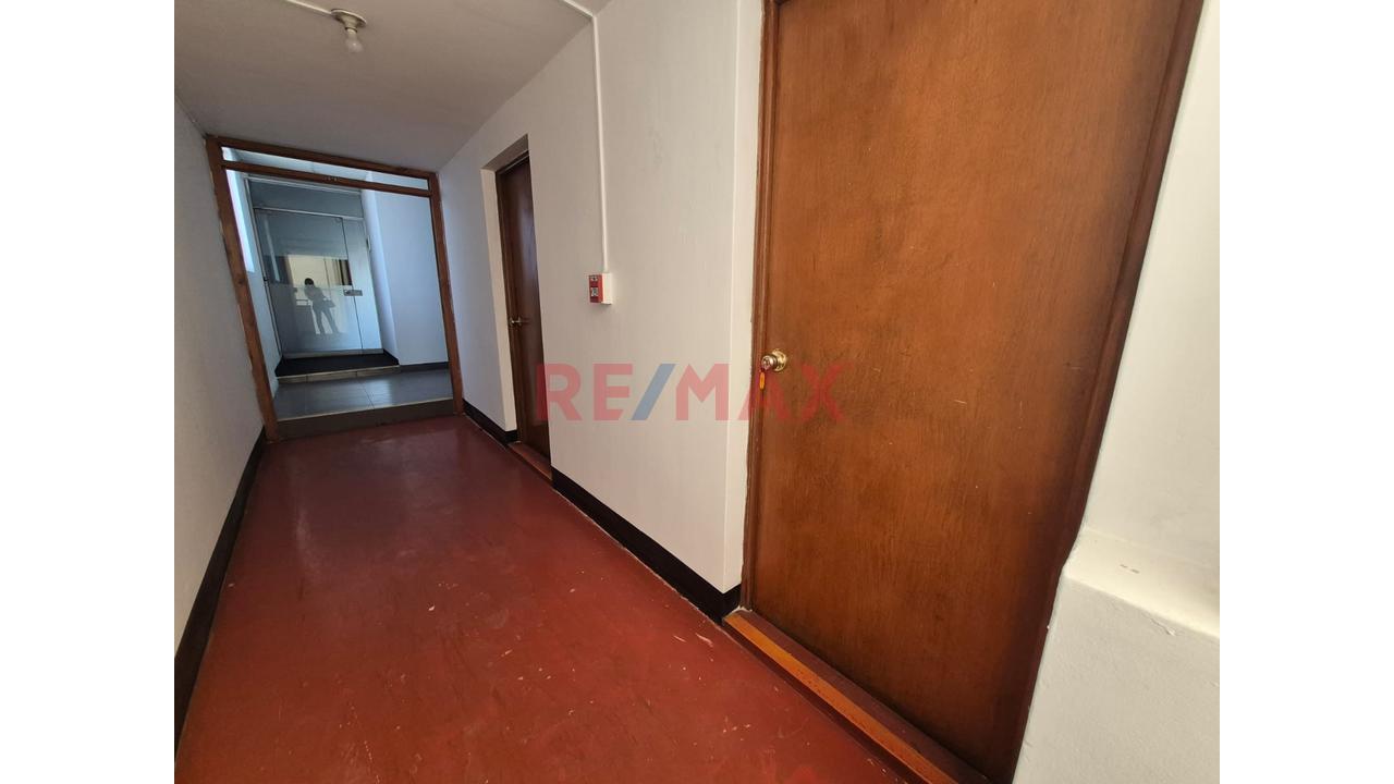 Amplia Casa Comercial En Alquiler Sobre Avenida Principal – Yanahuara - 20