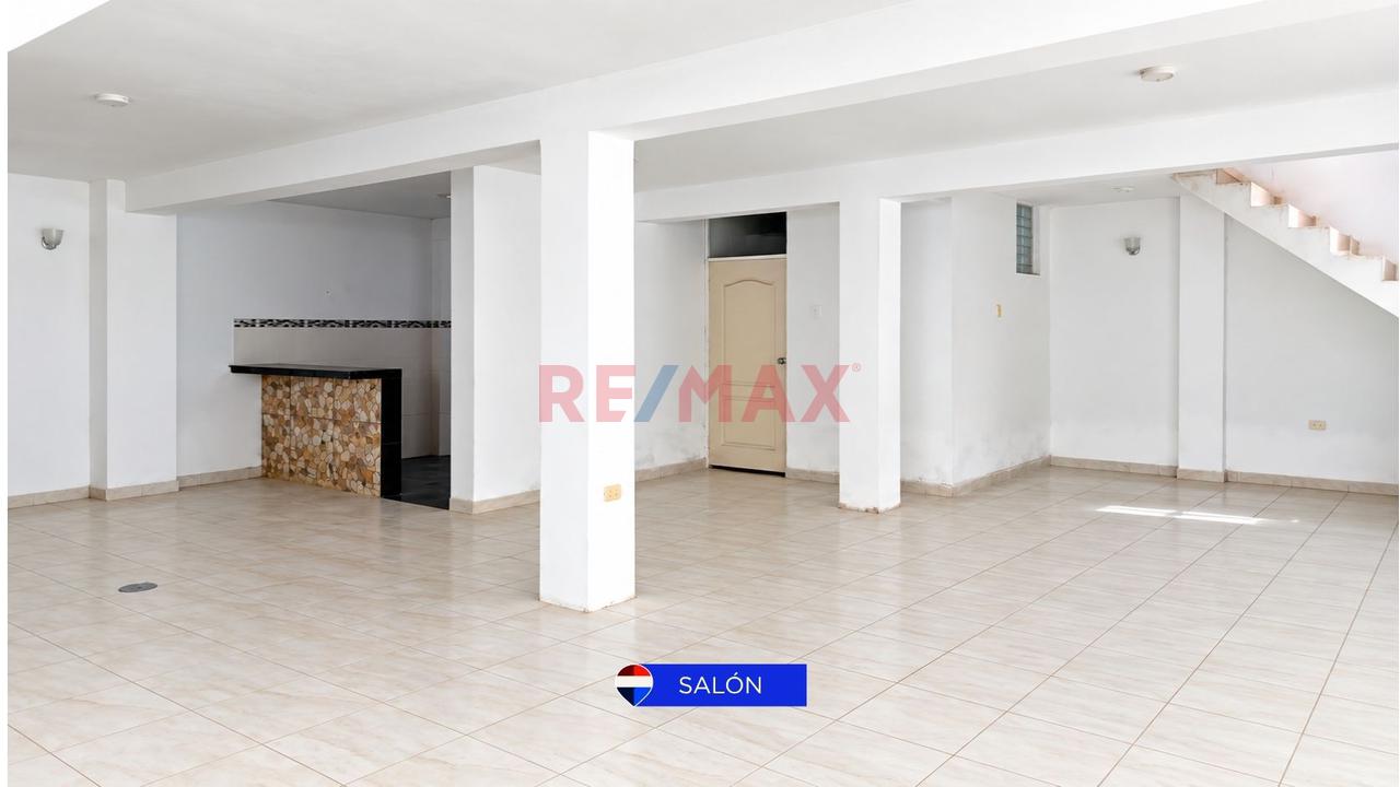 Se Vende Casa Con Amplios Espacios, Cochera Y Terraza En Urbanización. - 5