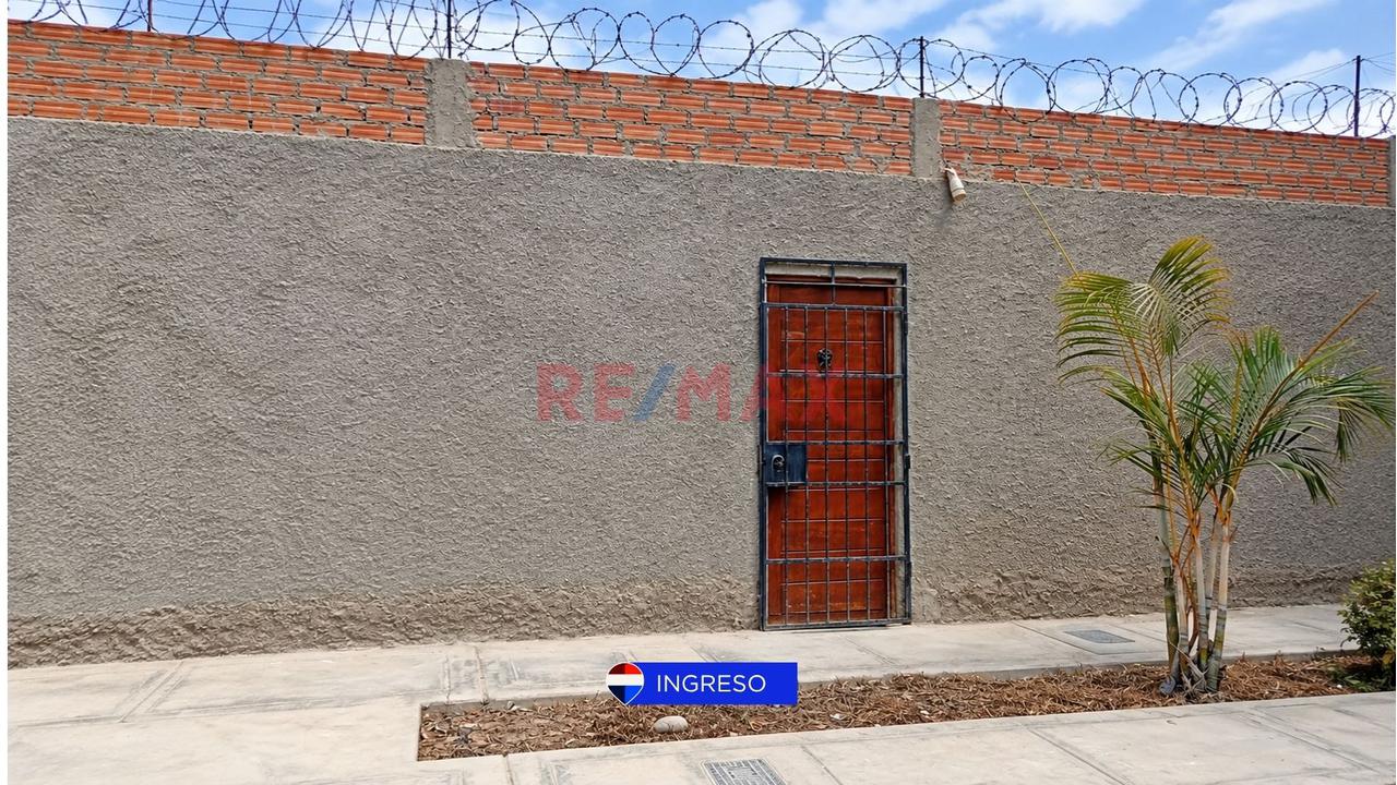 Se Vende Casa Con Amplios Espacios, Cochera Y Terraza En Urbanización. - 2