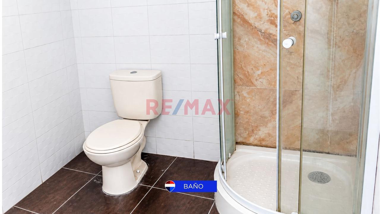 Se Vende Casa Con Amplios Espacios, Cochera Y Terraza En Urbanización. - 8