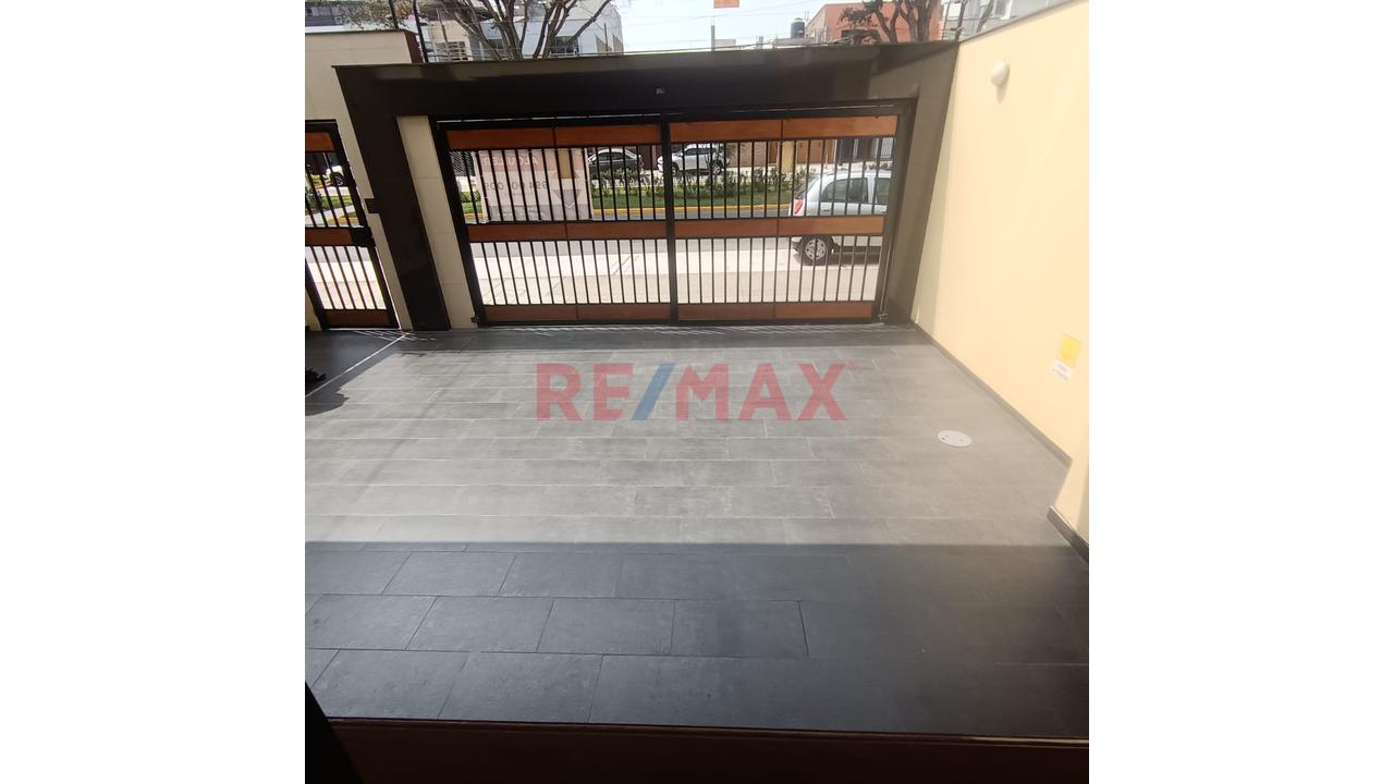 Alquiler Local Comercial En Zona Estrategia En La Molina - 13