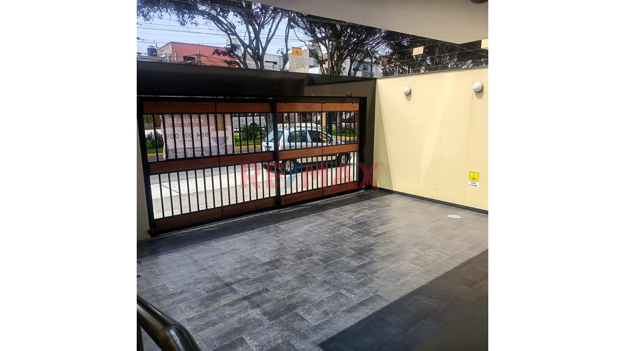 Alquiler Local Comercial En Zona Estrategia En La Molina - 21