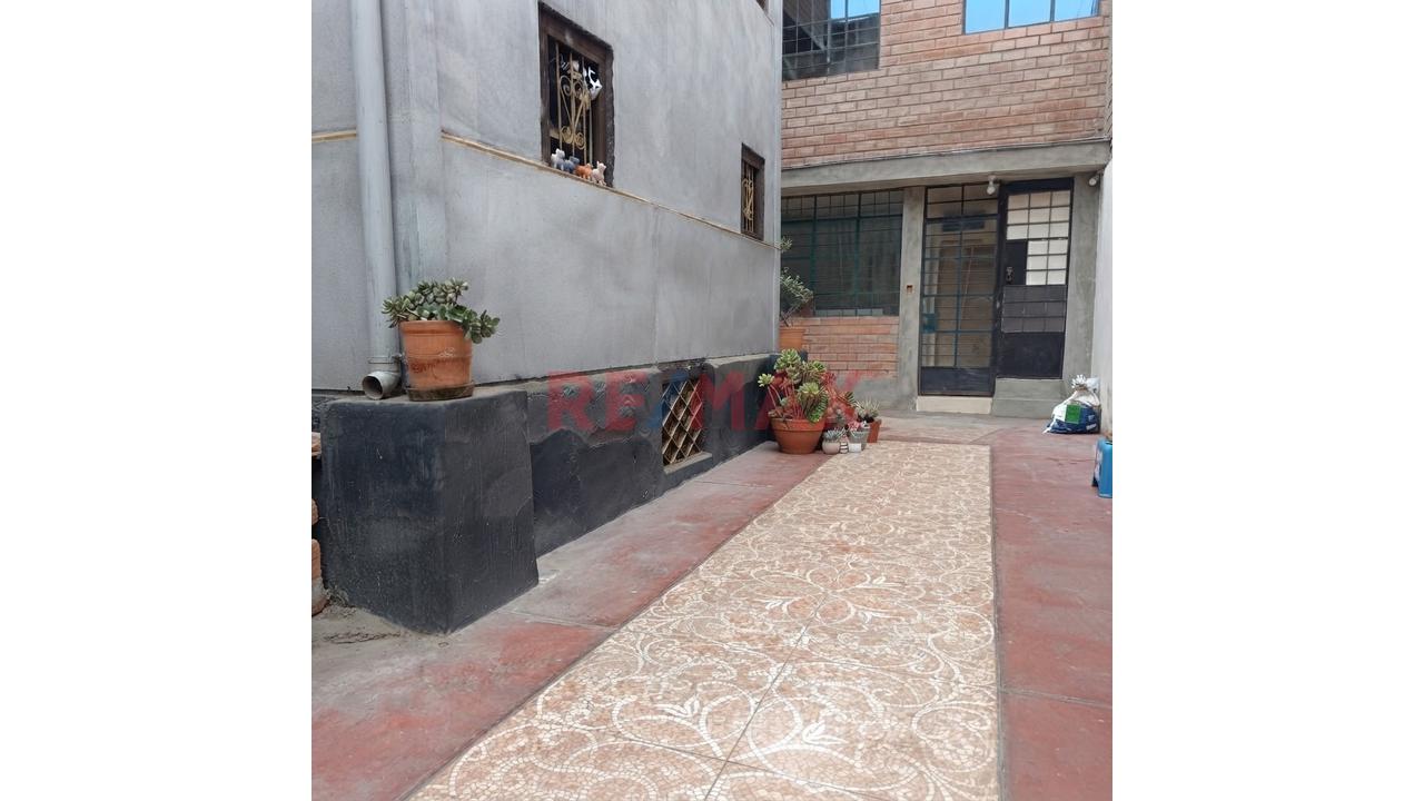 Vendo Duplex Antiguo + Sótano En Quinta - 2