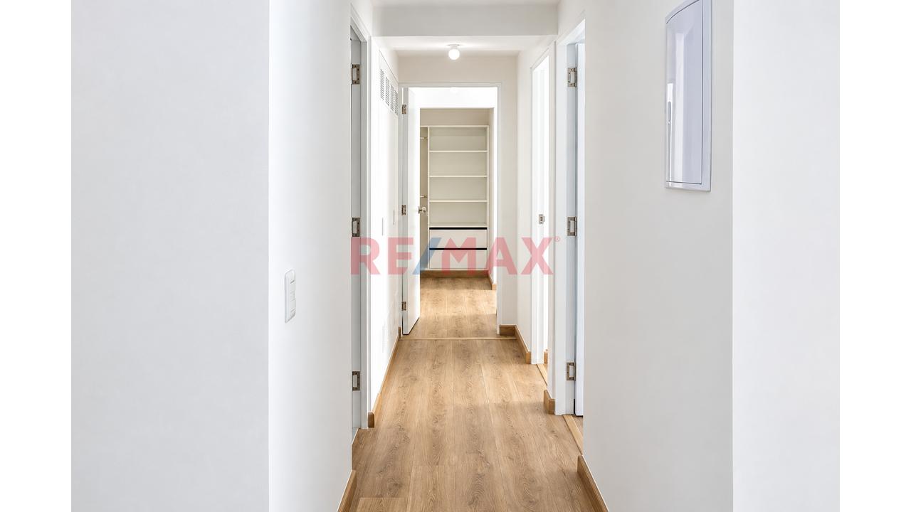 Departamento Moderno De Estreno + Excelente Ubicación En Jesús María - 2
