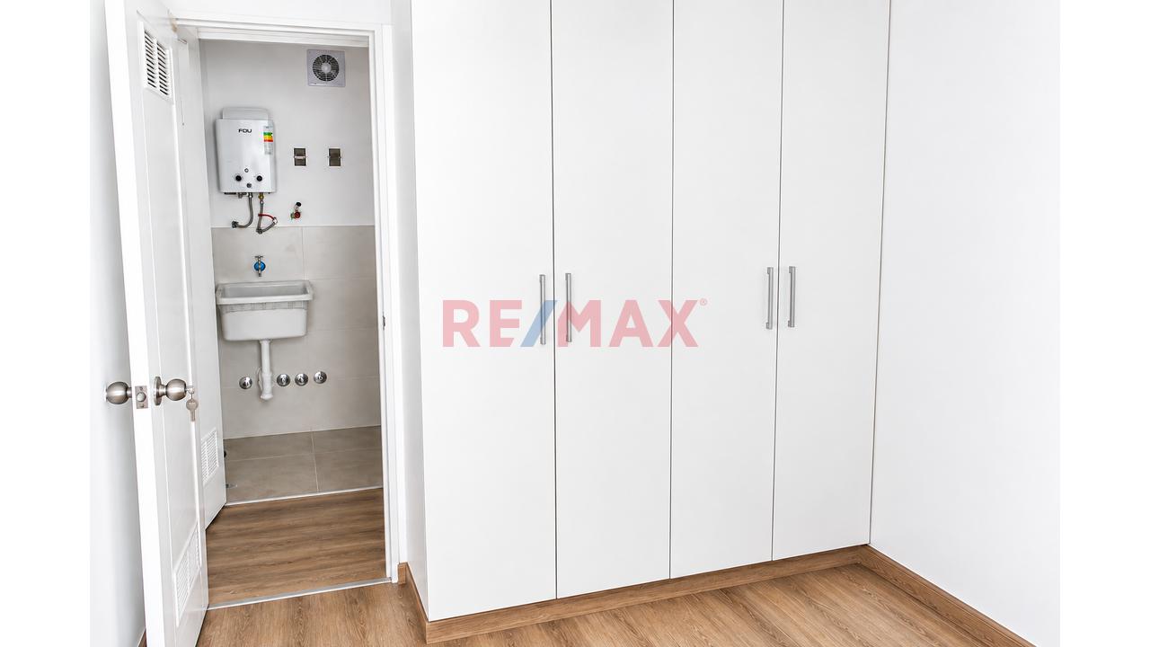 Departamento Moderno De Estreno + Excelente Ubicación En Jesús María - 3