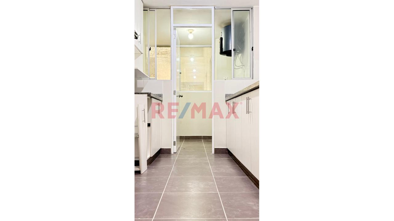 Venta De Departamento En El Gol De Huampani - 5