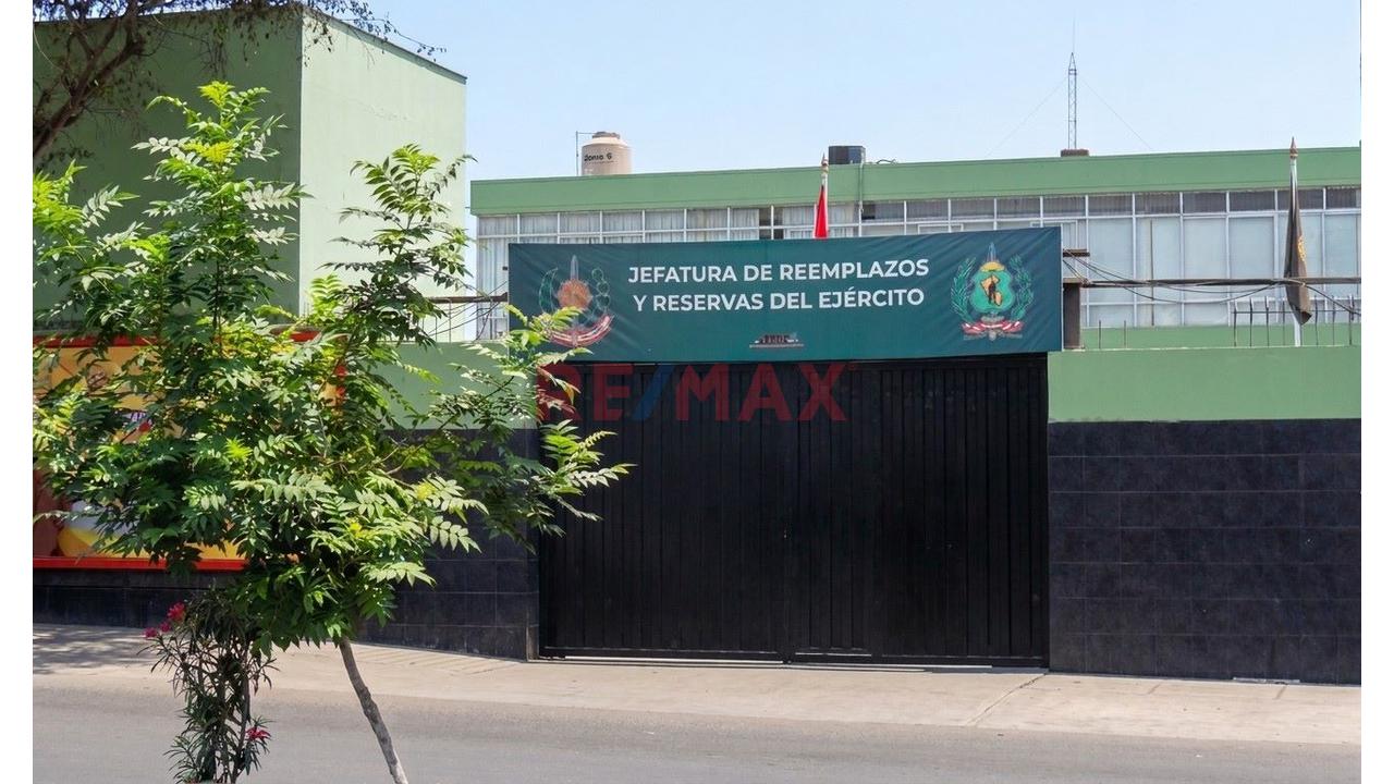 Se Vende Local Comercial 240M2 San Juan De Miraflores - 13