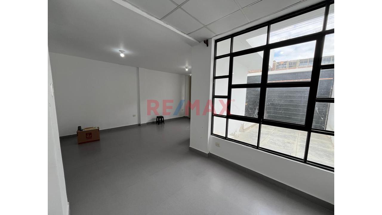 Casa En Aquiler En Urb Bancaria Ii Etapa - 5