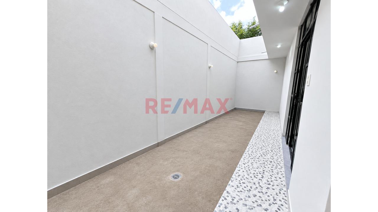 Casa En Aquiler En Urb Bancaria Ii Etapa - 9