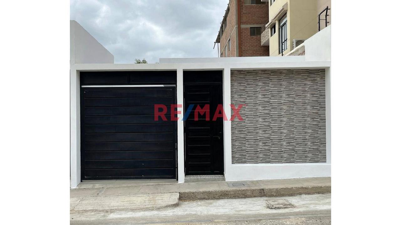 Casa En Aquiler En Urb Bancaria Ii Etapa - 1
