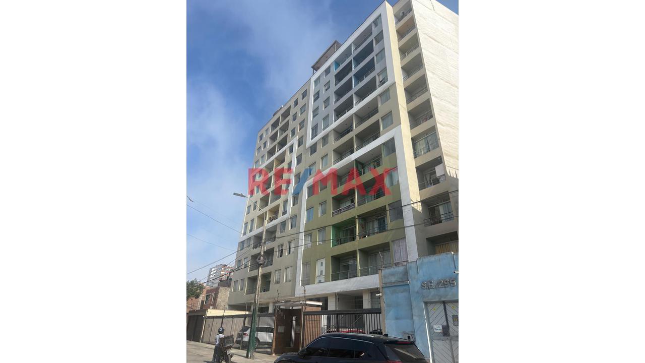 ¡Oportunidad Por Viaje! Departamento De 2 Dormitorios En Magdalena