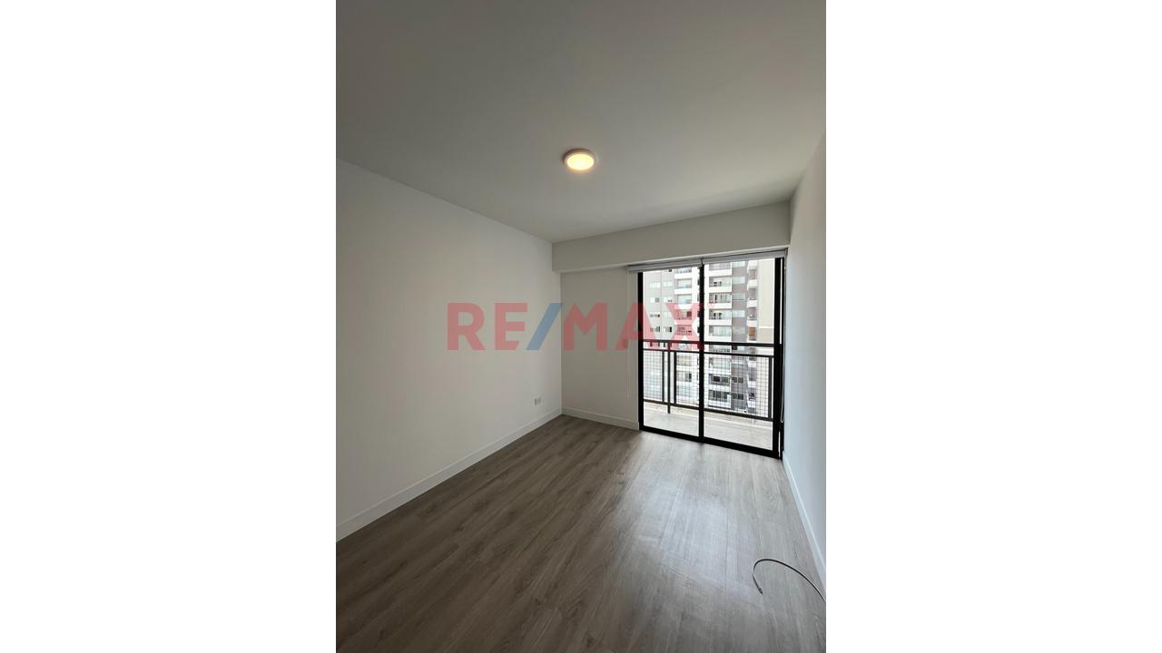 Departamento De 1 Dormitorio En Venta – Surquillo | Av. Tomás Marsano - 11
