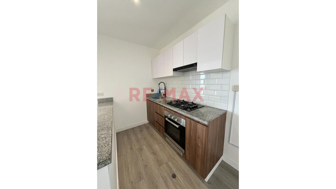 Departamento De 1 Dormitorio En Venta – Surquillo | Av. Tomás Marsano - 12