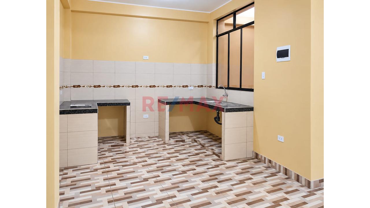 🏡✨ ¡Alquiler De Departamento En 1Er Piso Con Entrada Independiente – Carabayllo! - 4