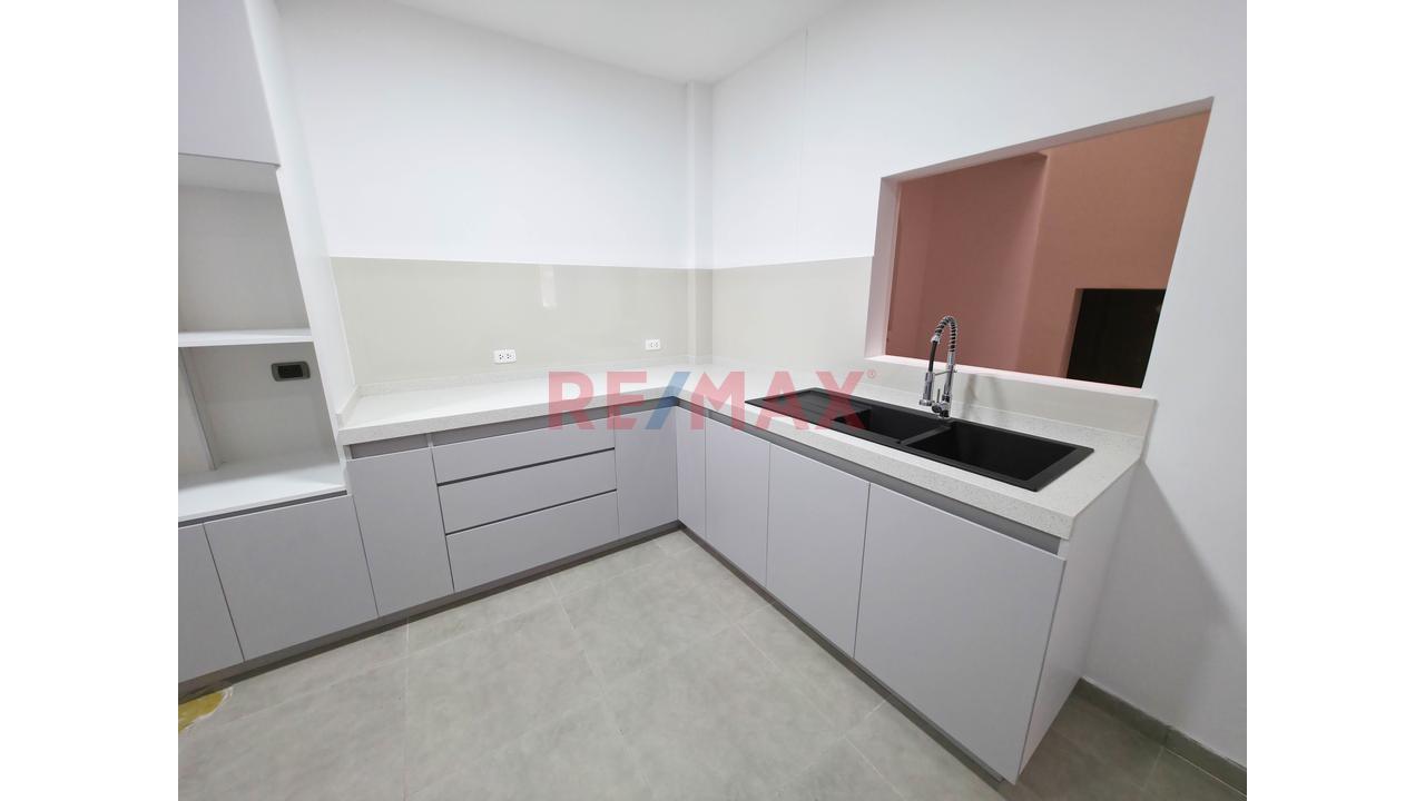 Venta Departamento Dúplex En Los Olivos | 1Er Piso + Cochera | Cerca Av. Universitaria — foto 15