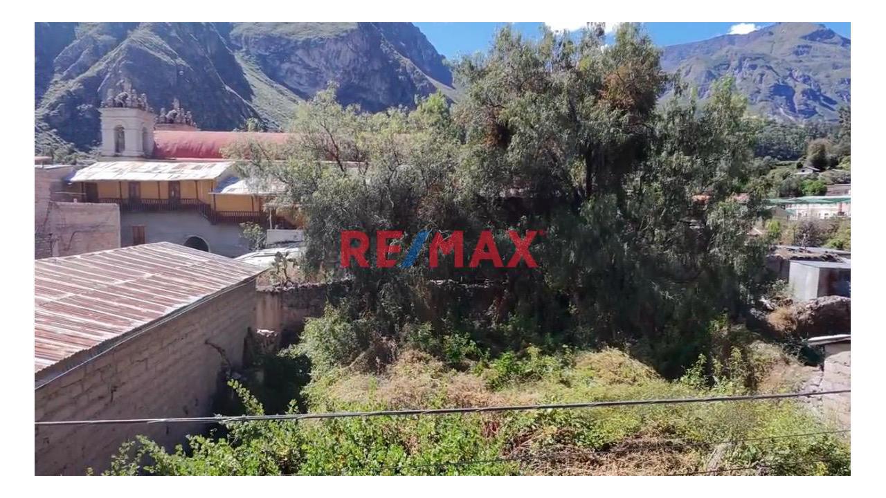 Terreno Urbano En Venta En Cotahuasi – A 2 Cuadras De La Plaza Principal - 1