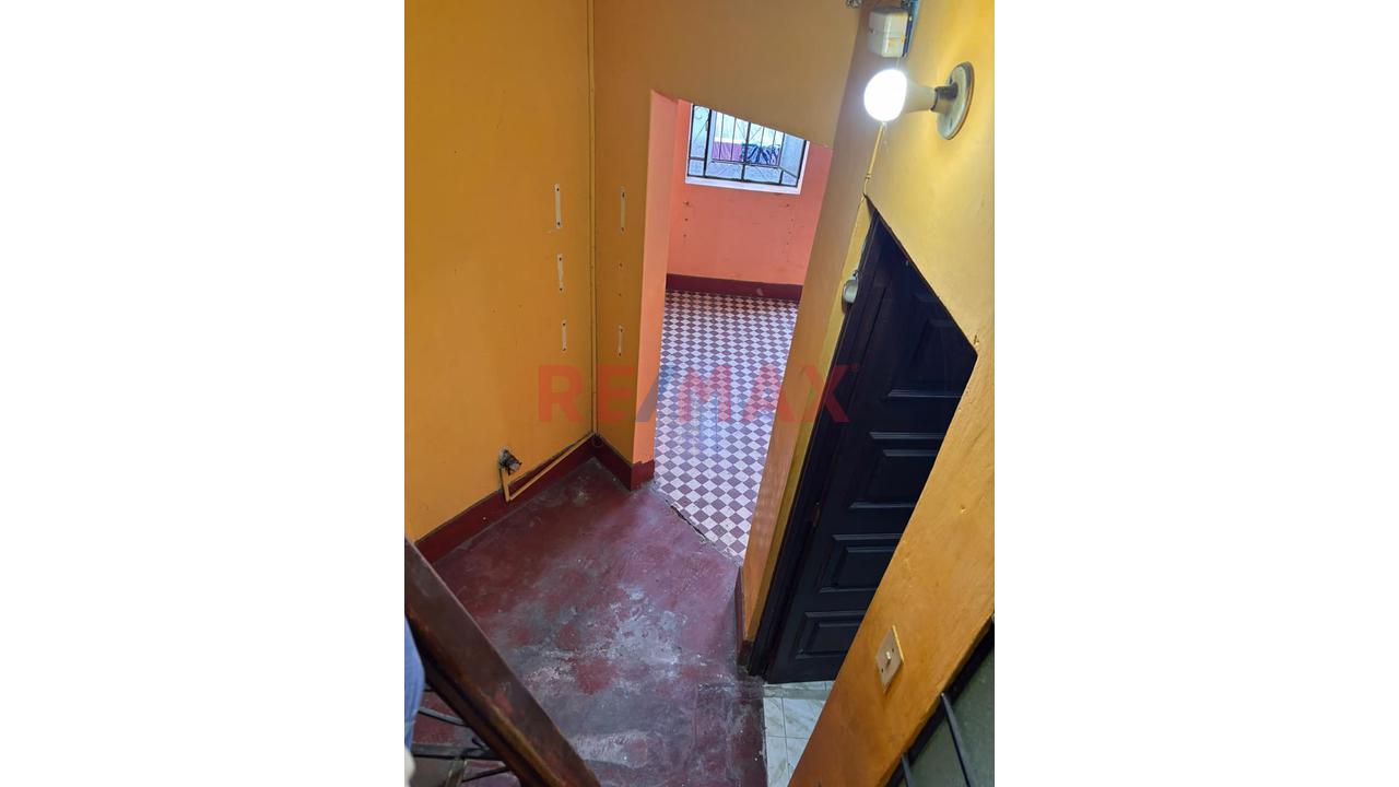 Oferta  Duplex Cerca Mesa Redonda, Costado Unmsm Medicina — foto 8