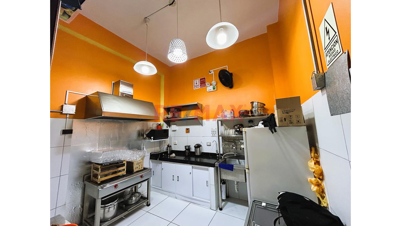 Local Comercial En Alquiler – 280 M² | Sjm | Implementado Para Restaurantes - 14