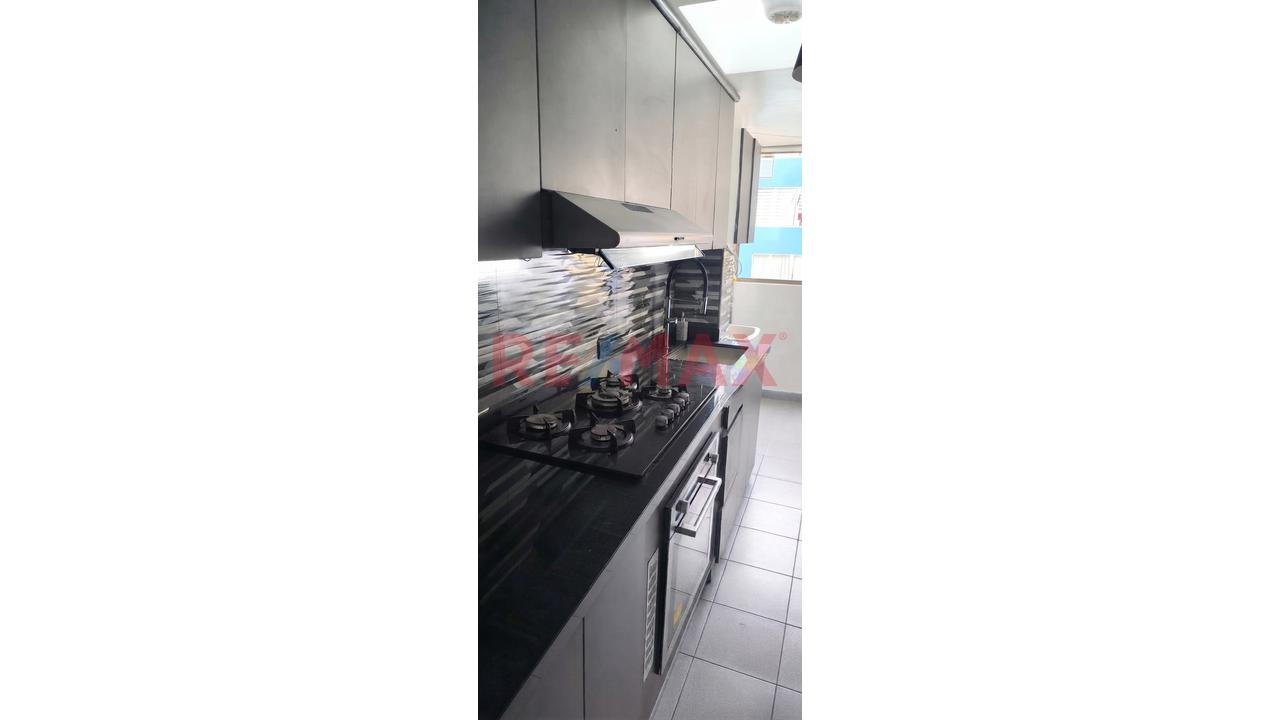 Alquiler Departamnto Moderno En Villa Bonita Con Estacionamiento Incluido — foto 4