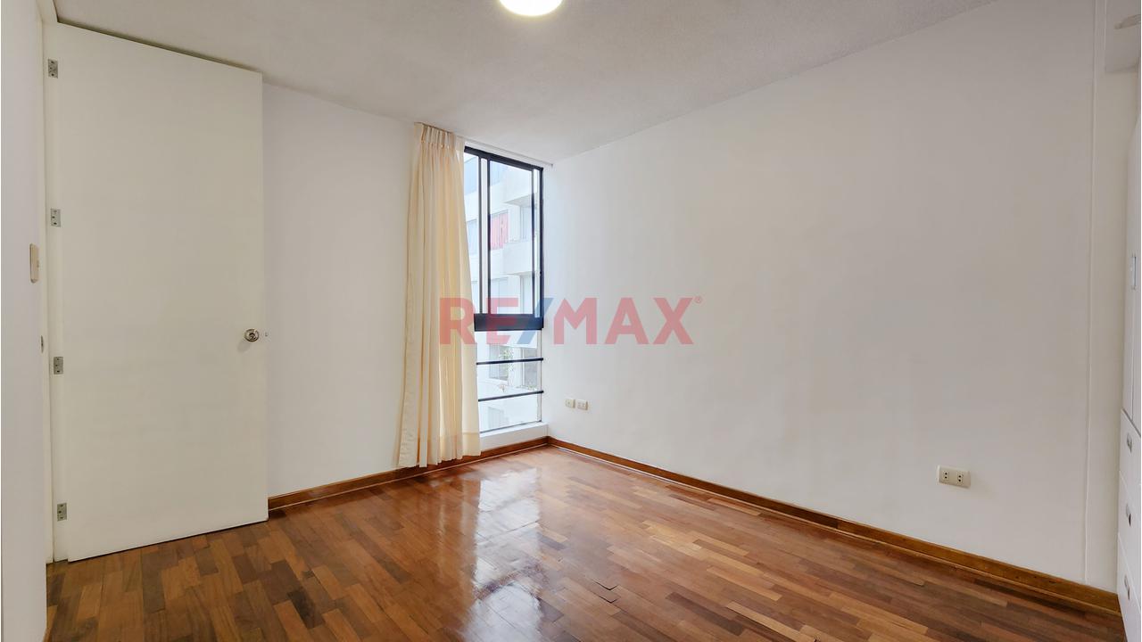 Alquiler En Condominio Departamento + Estacionamiento Chorrillos - 17