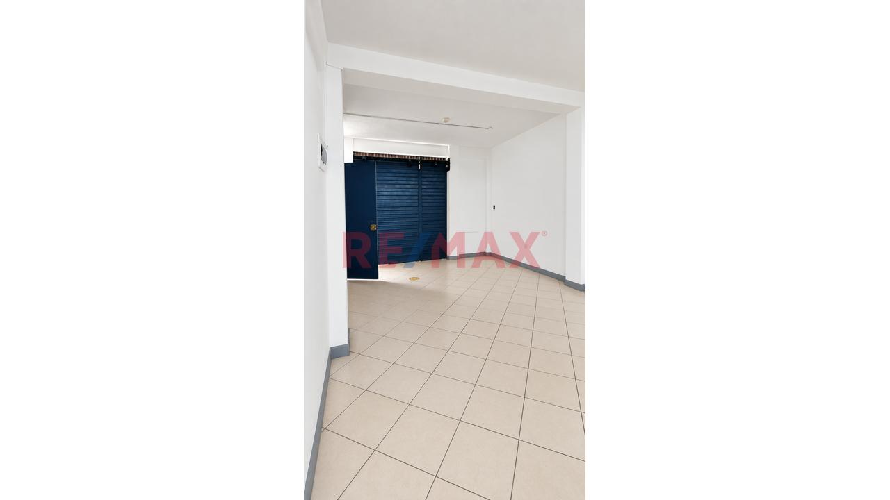📣Alquiler De Local Comercial En Primer Piso  Villa El Salvador - Av Separadora Industrial — foto 5